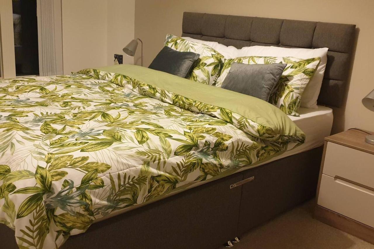 Stunning 2-Bed Apartment In Manchester City Centre Манчестер Екстер'єр фото